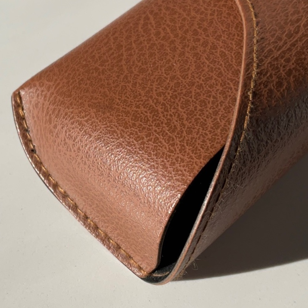 Authentic RAY-BAN brown leather sunglass case - Picture 4 of 7